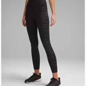 NWOT Wunder Train High-Rise Tight 25" - size 4